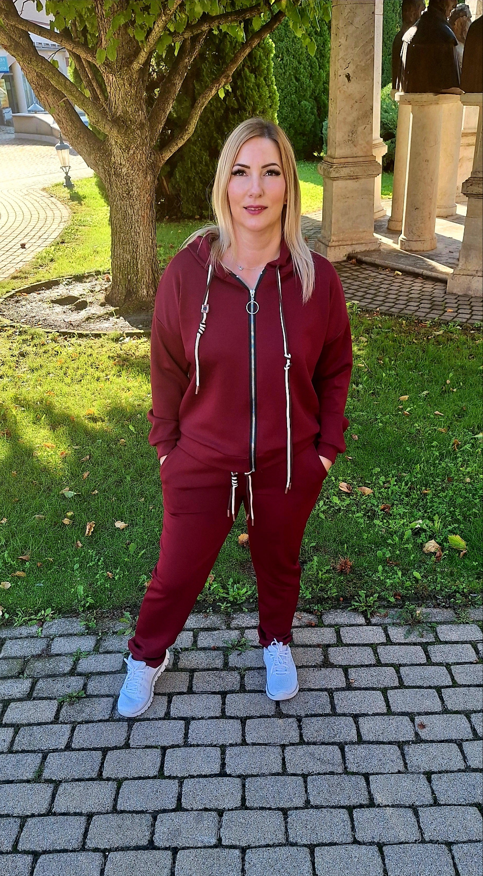 Zipzáros melegítő együttes