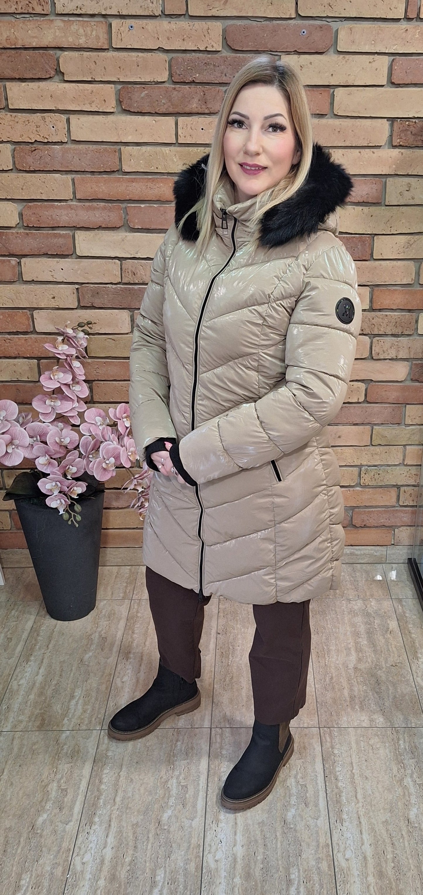 Capuccino steppelt kabát