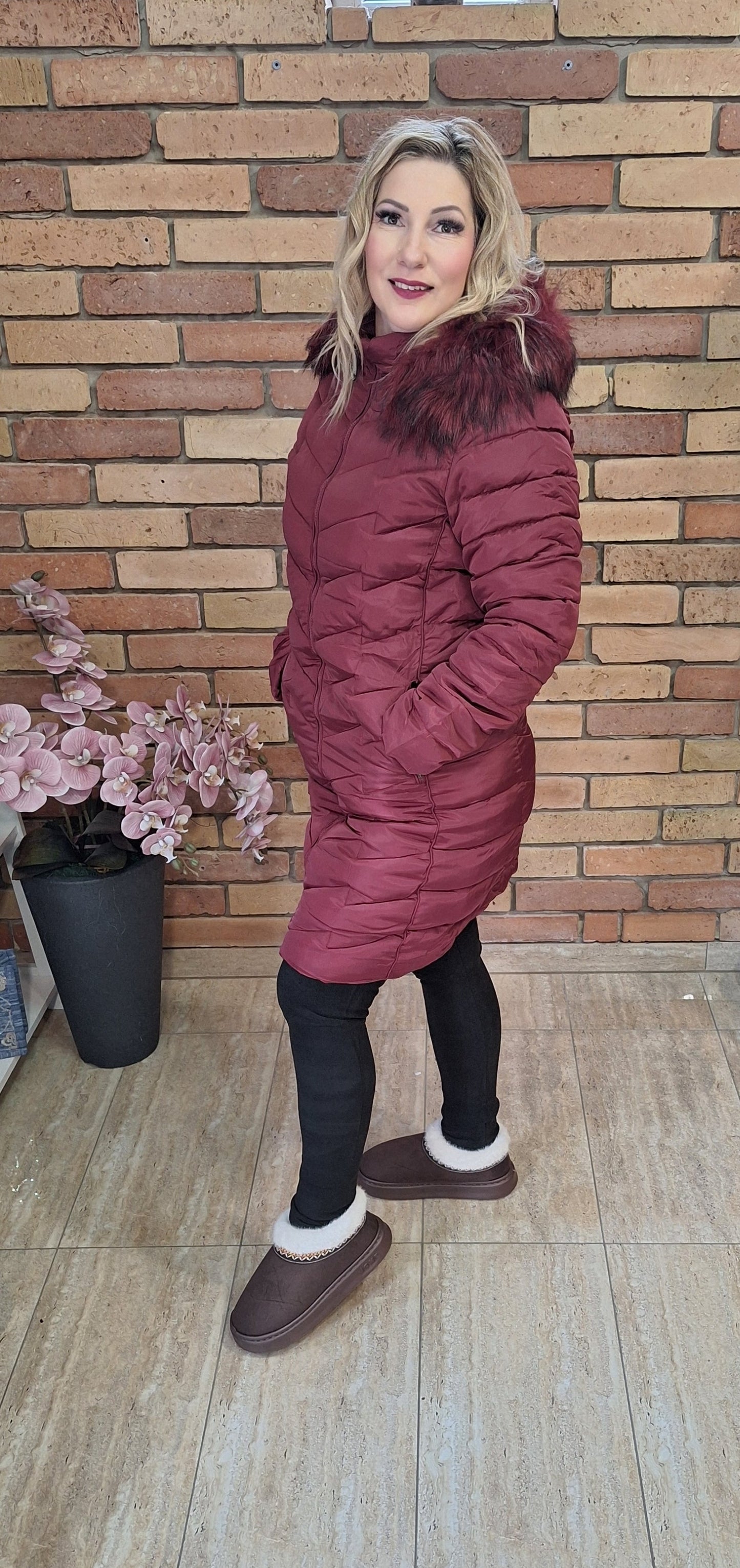 Bordó steppelt kabát