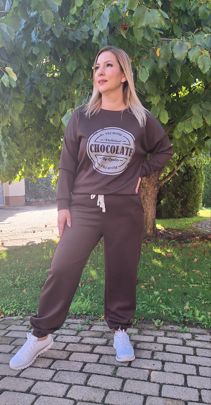 Chocolate melegítő együttes