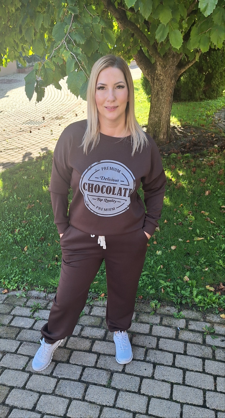 Chocolate melegítő együttes