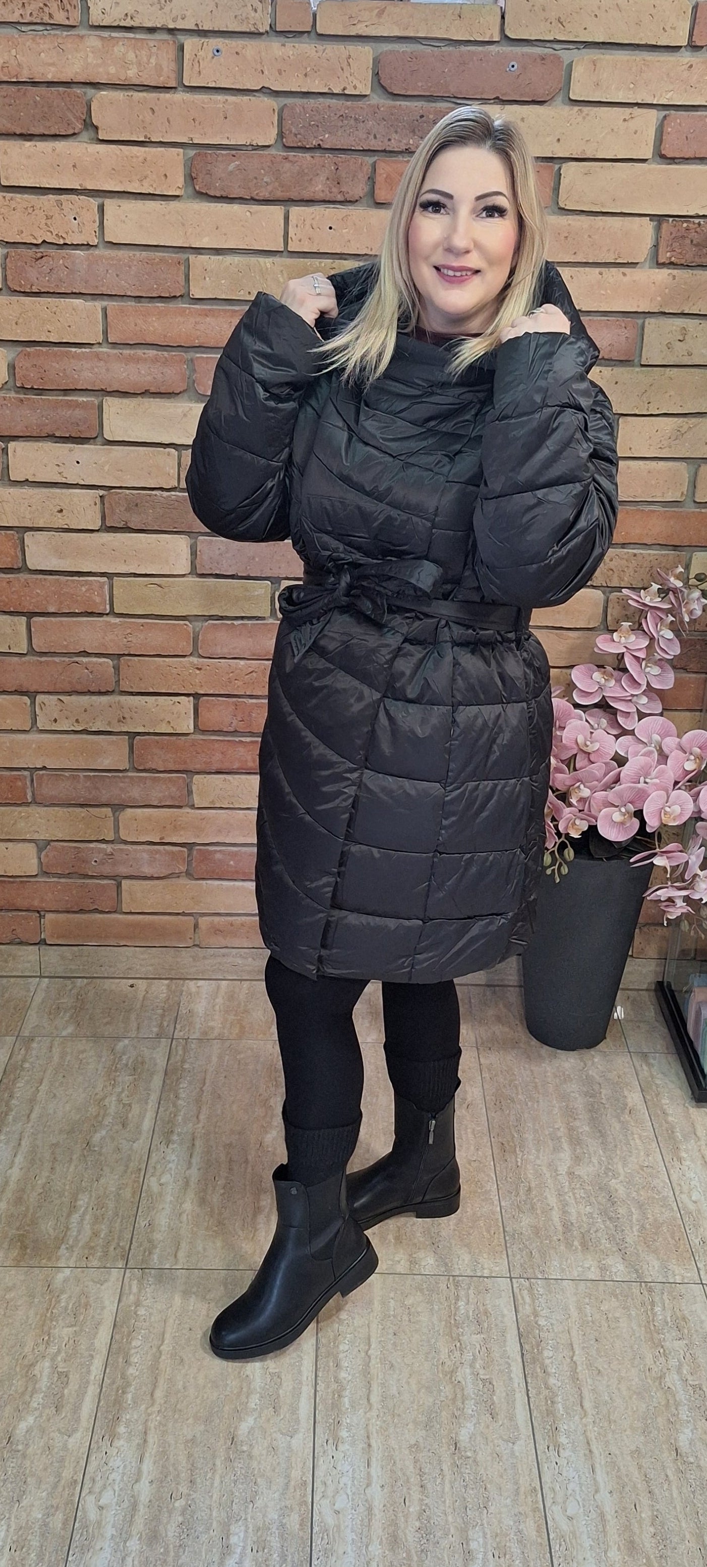 Steppelt fekete ,nagyméretű kabát (3XL-7XL)