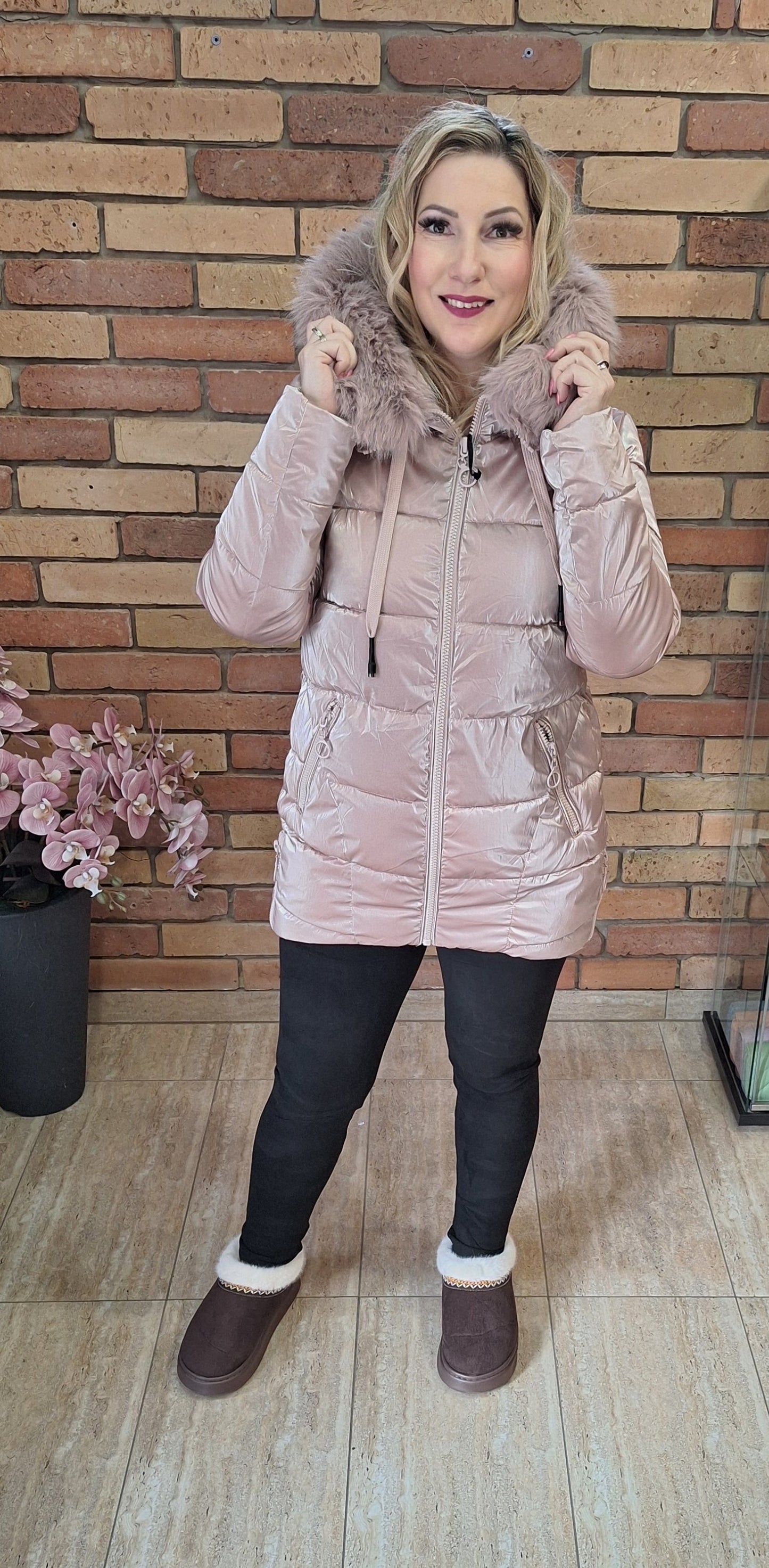 Fényes púder kabát