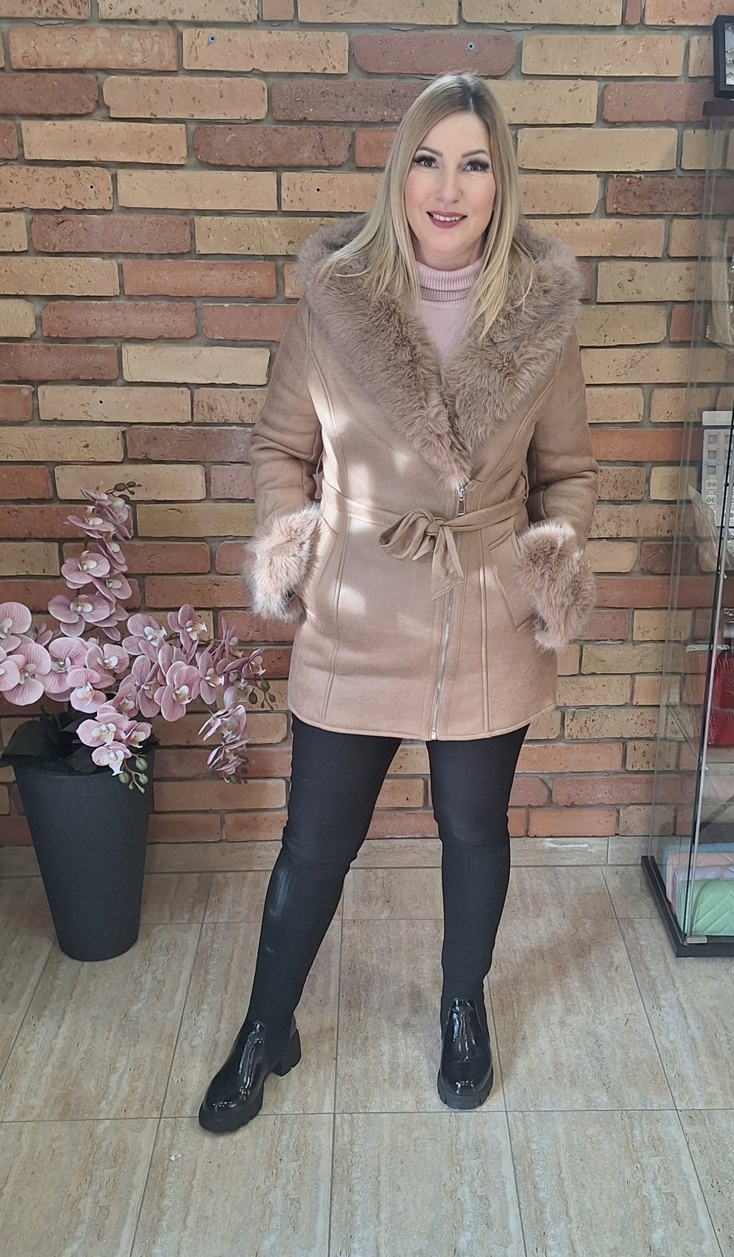 Szörmés, bundás irha kabát