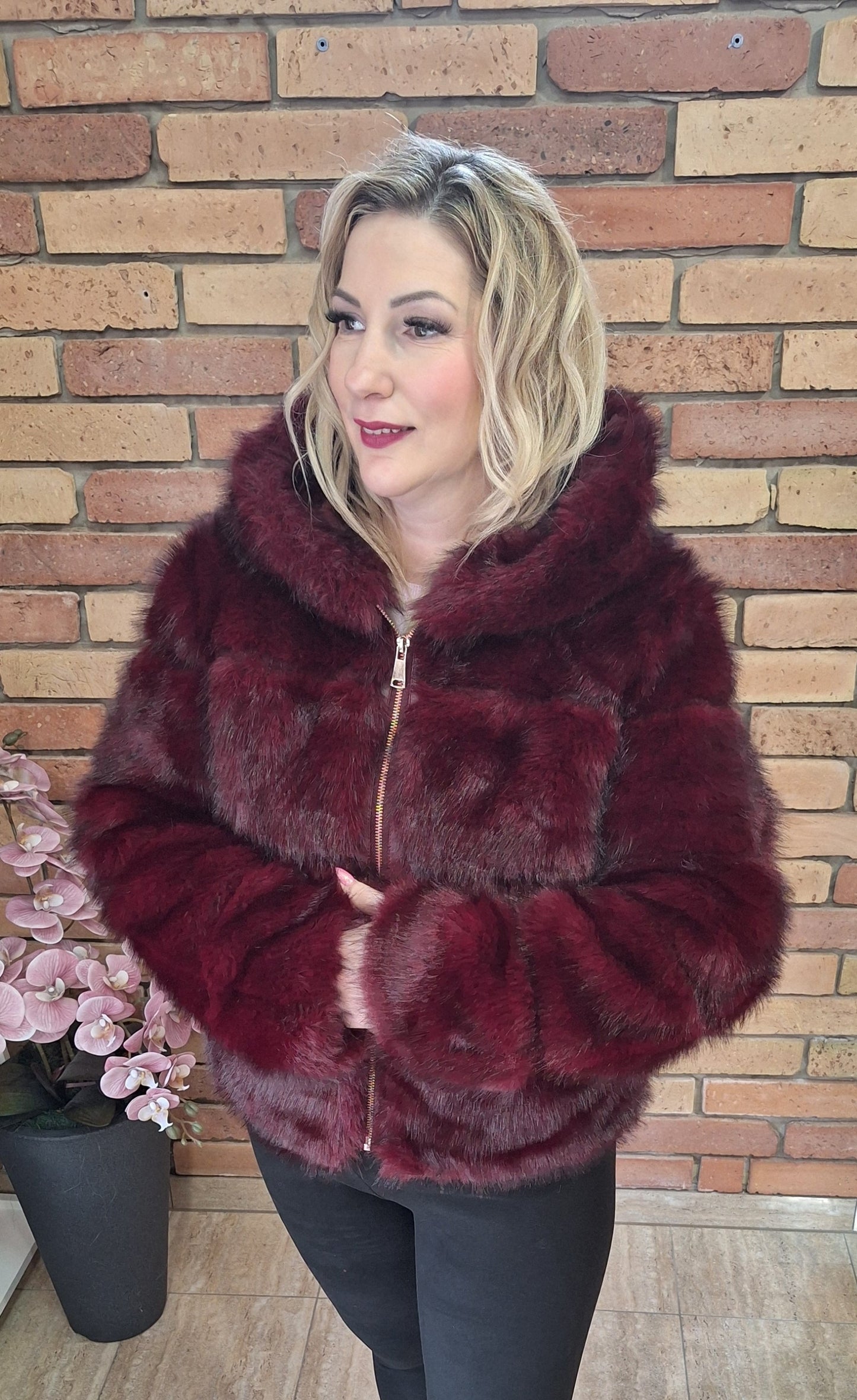 Rövid derekú bunda