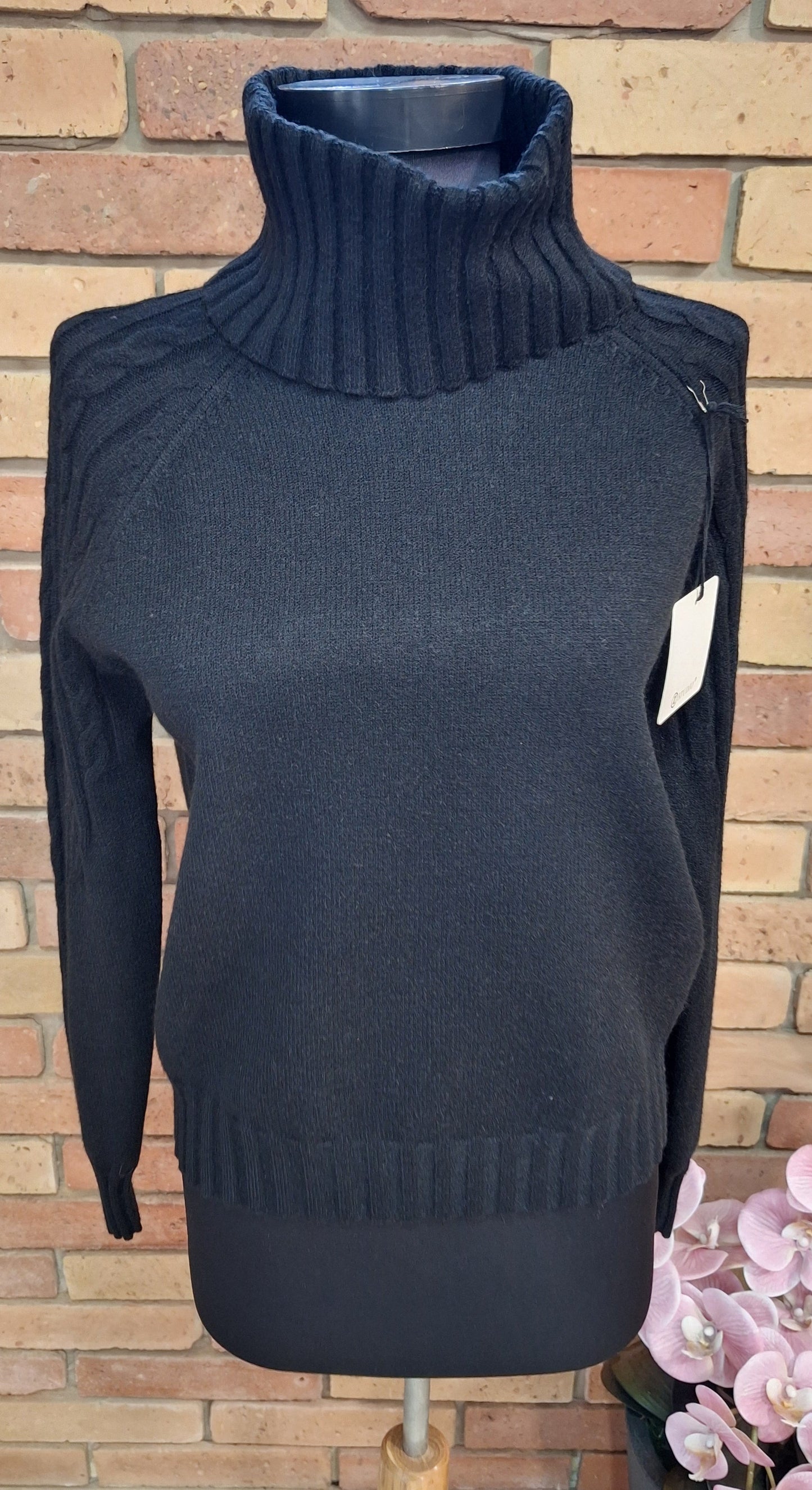 Kötött garbós pulóver