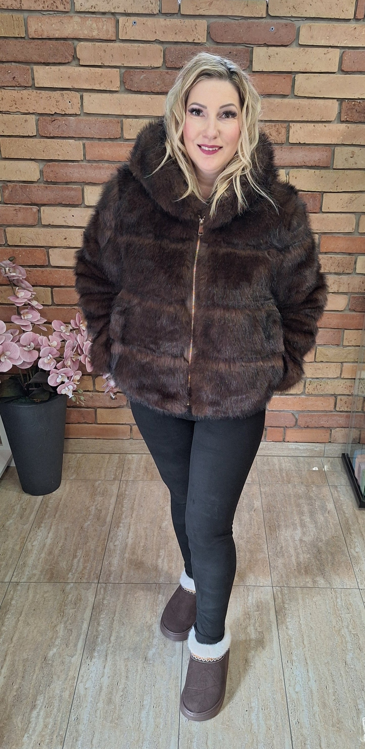 Rövid derekú bunda