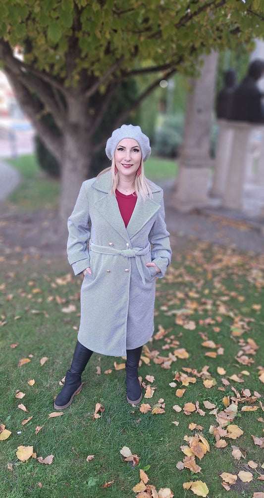 Megkötős, díszgombos szövetkabát