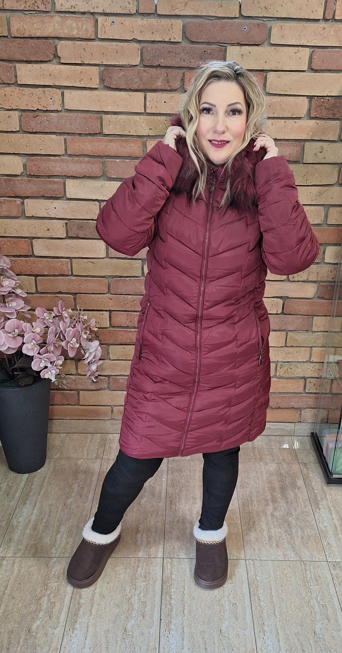 Bordó steppelt kabát