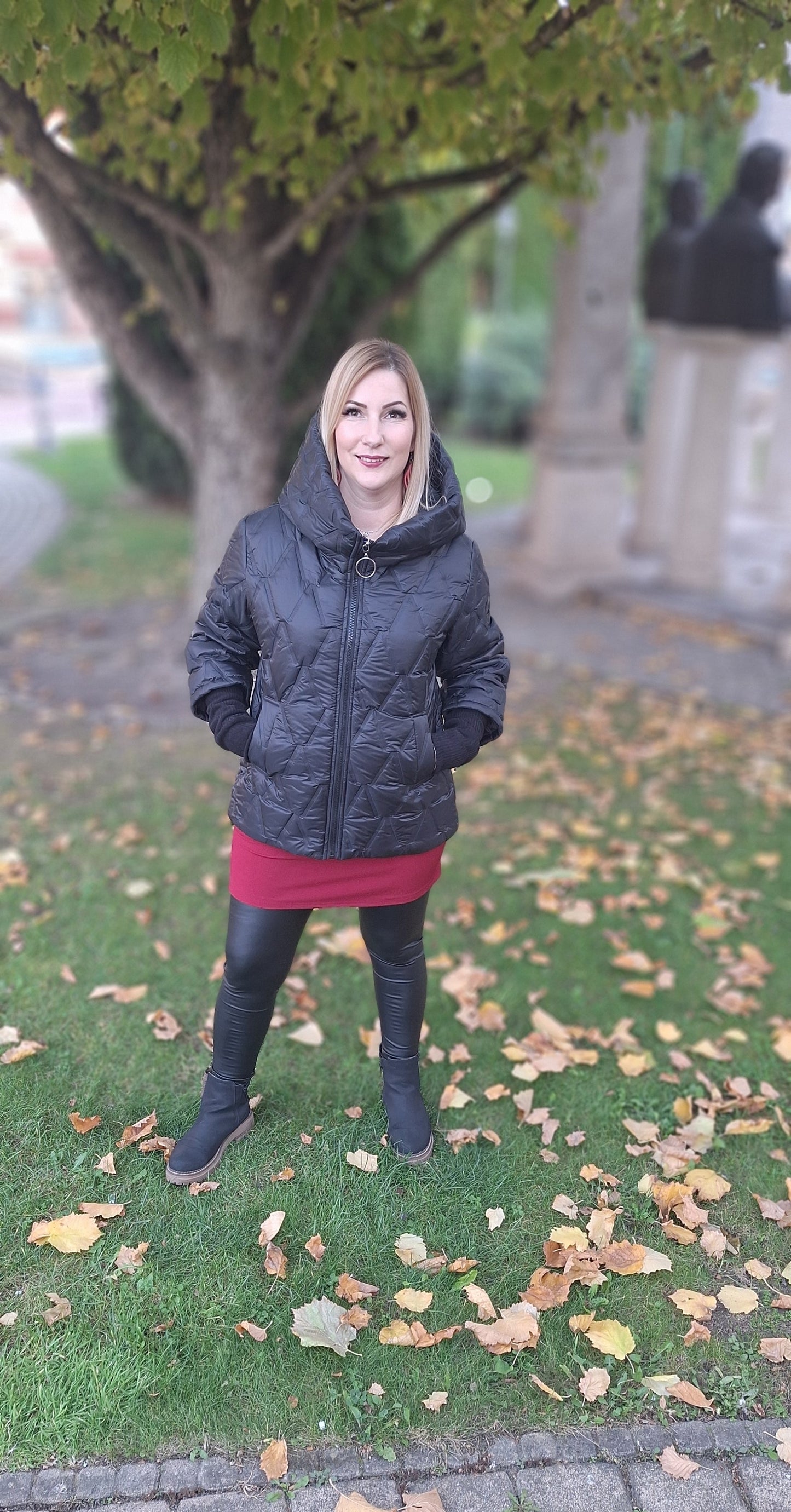 Rövid,passzés ujjú dzseki