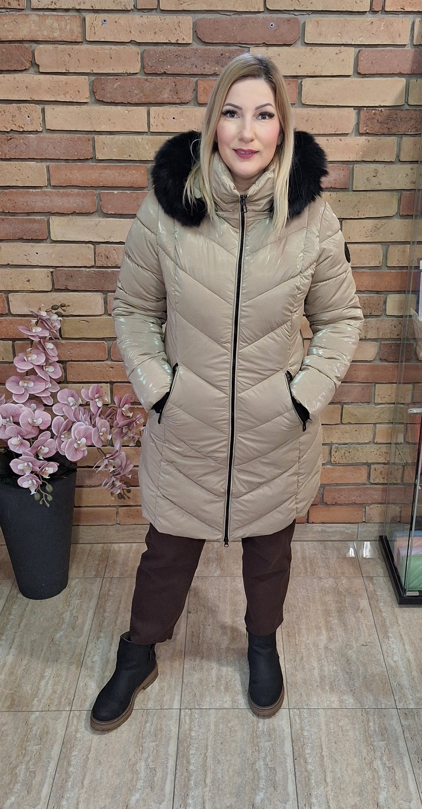 Capuccino steppelt kabát