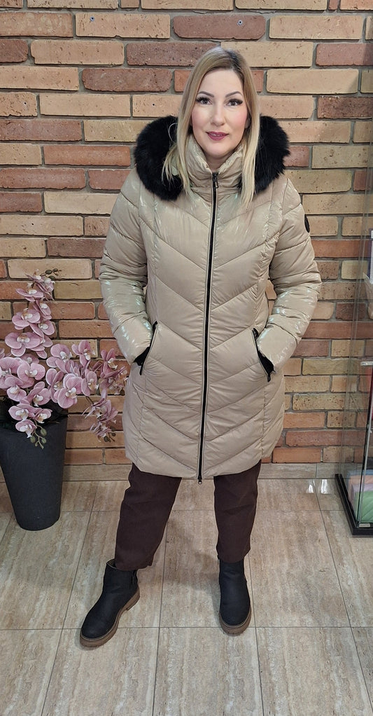 Capuccino steppelt kabát