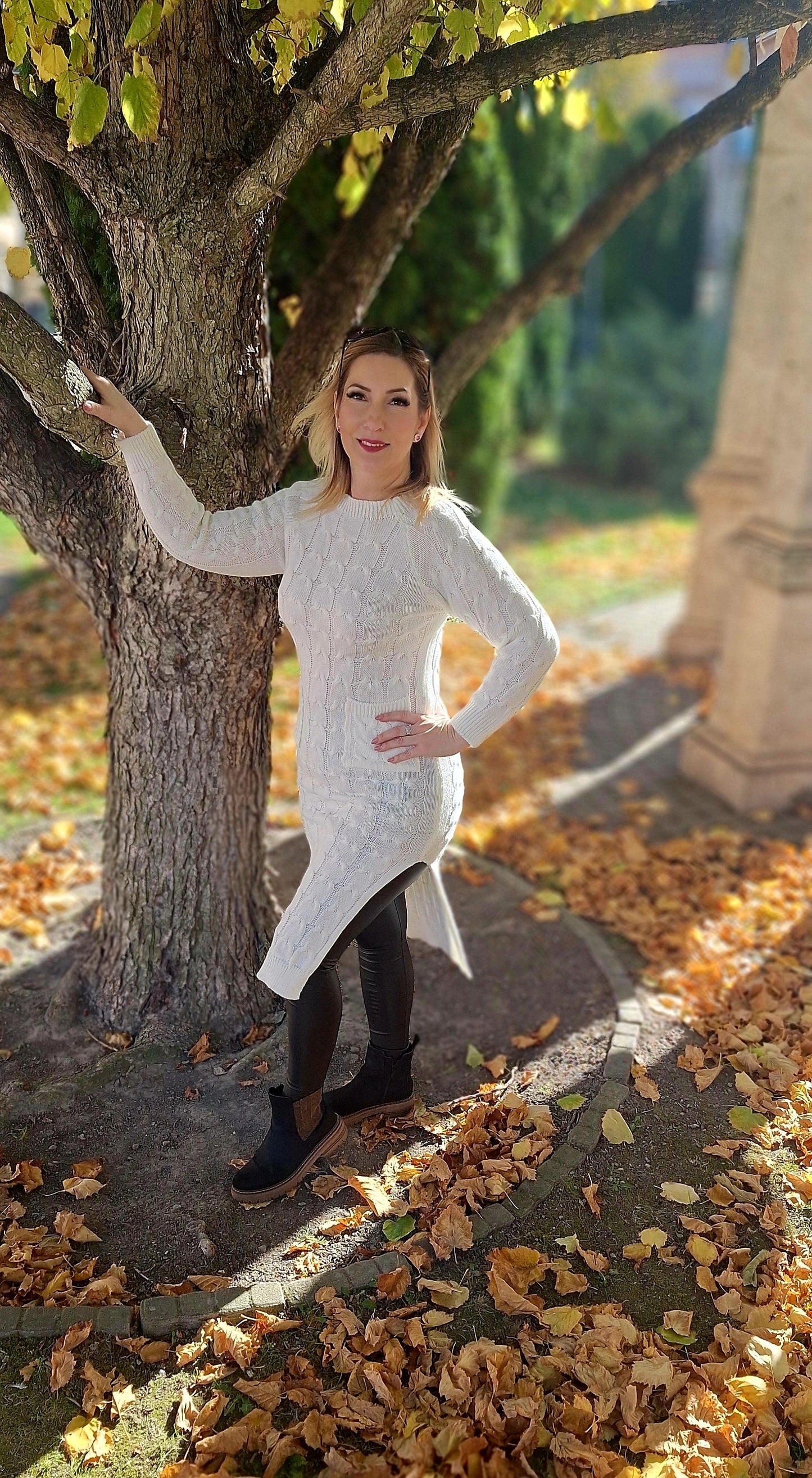 Zsebes felsliccelt tunika