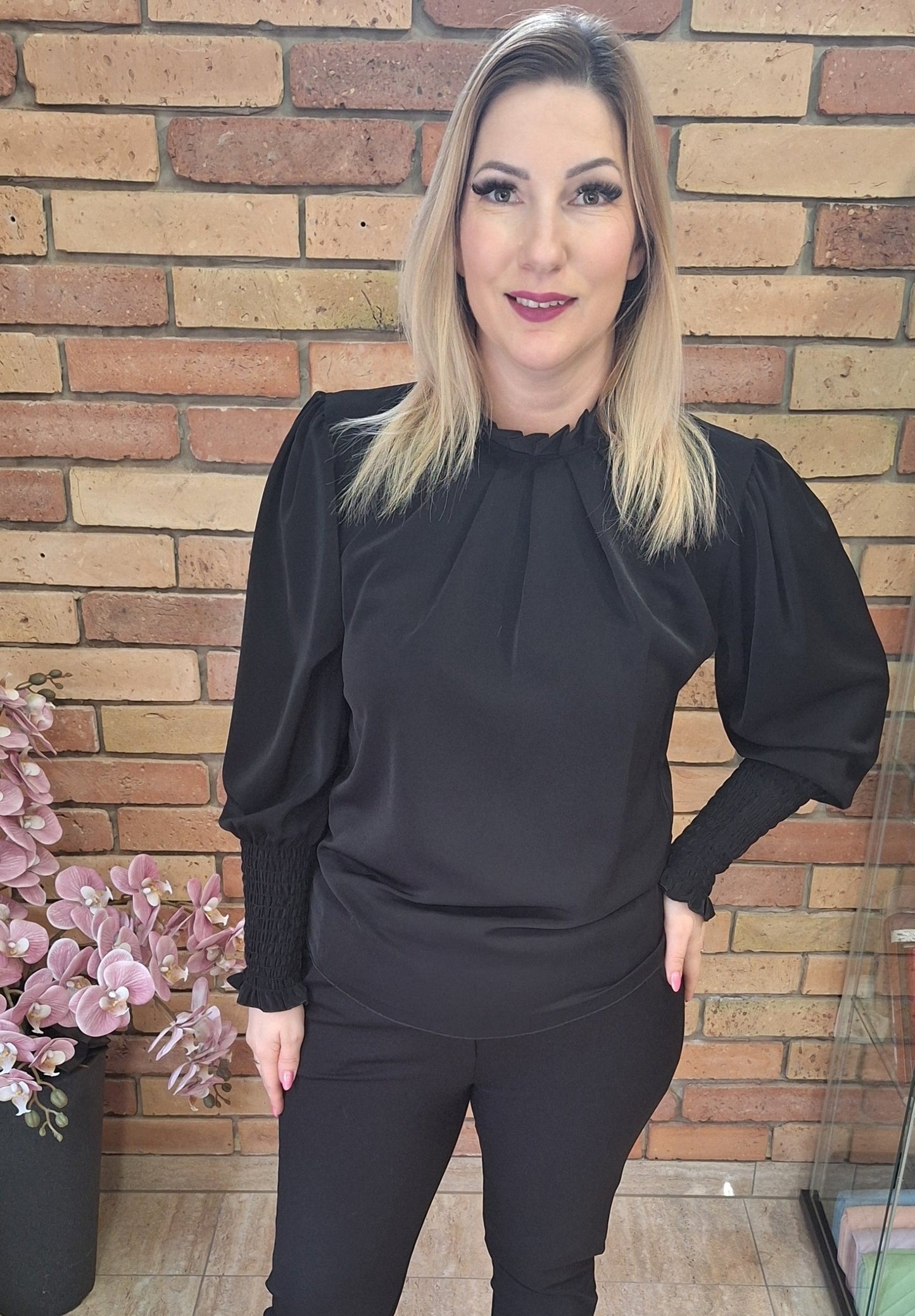 Passzés-gumis ujjú bluz