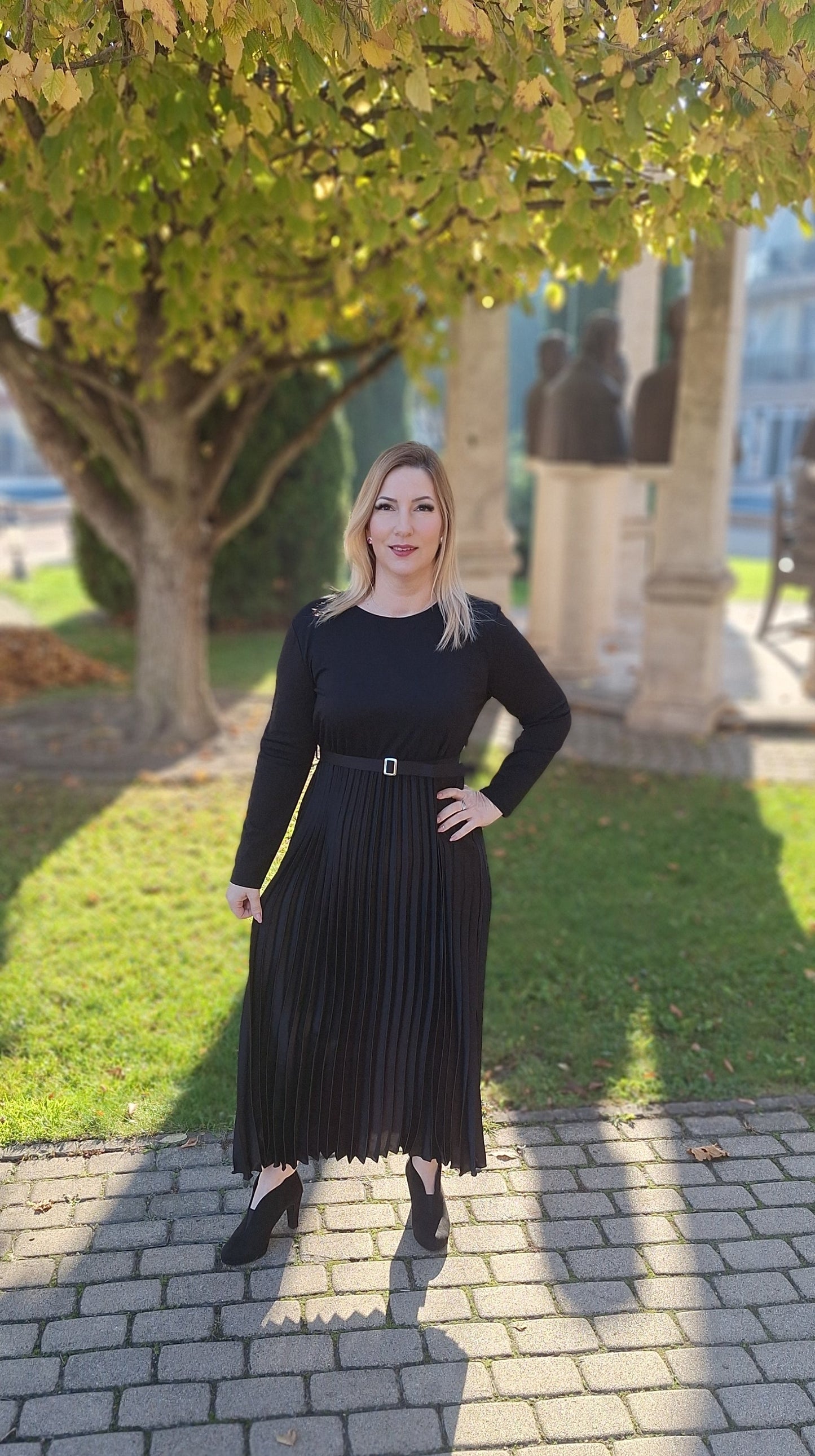 Plisszírozott maxiruha