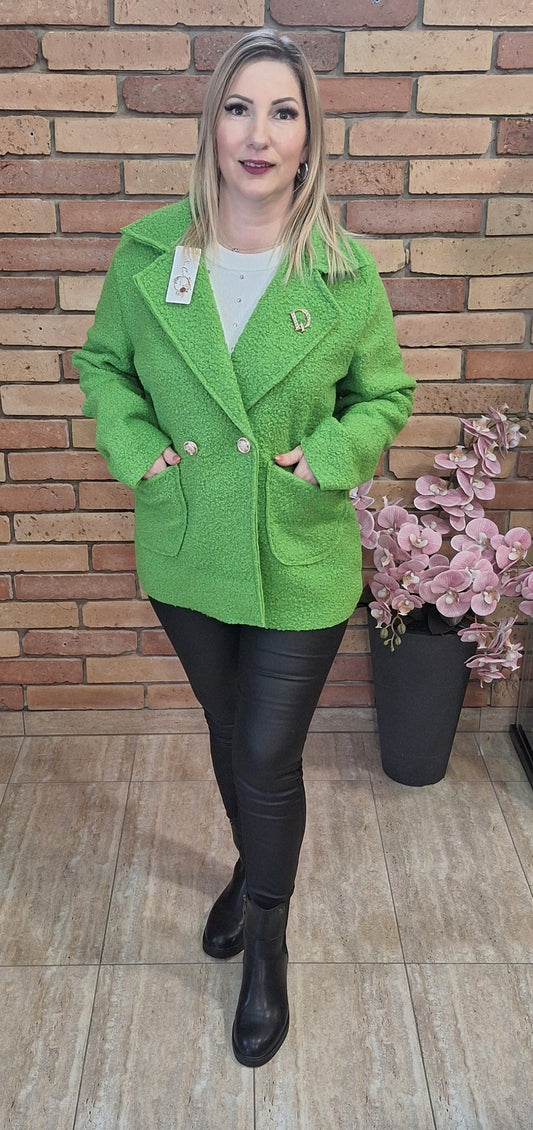 Rövid buklé kabát