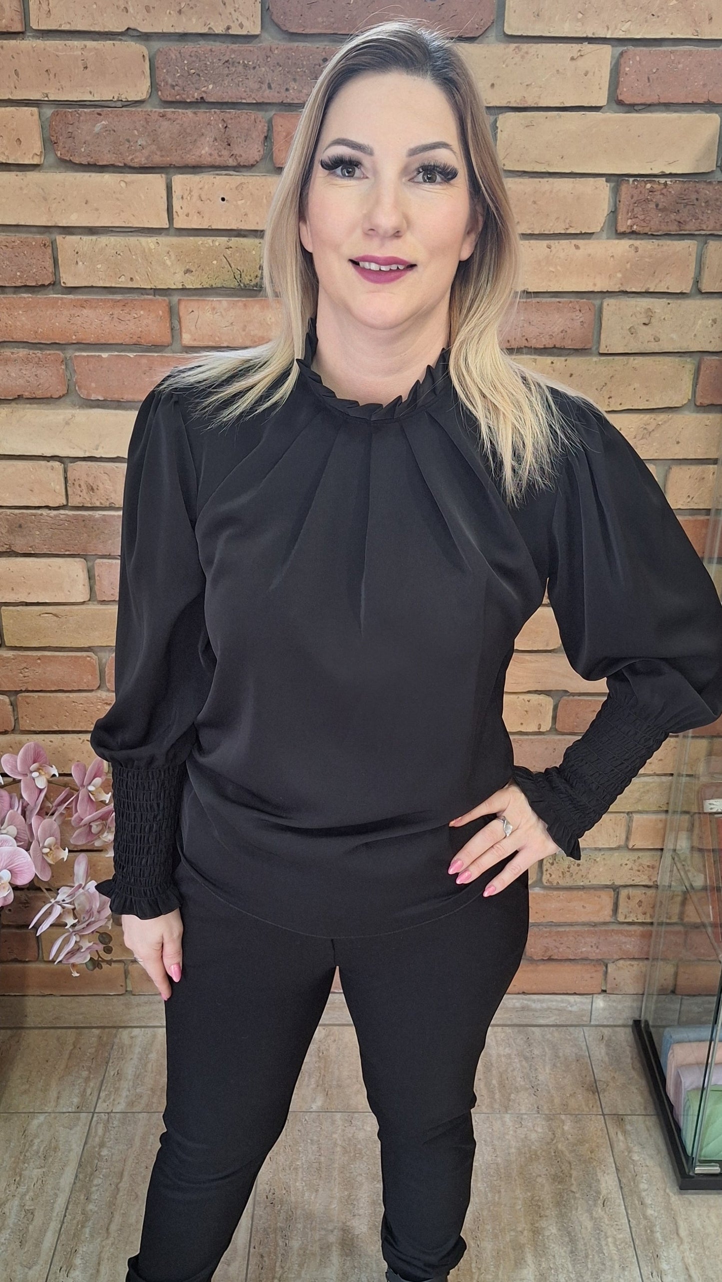 Passzés-gumis ujjú bluz