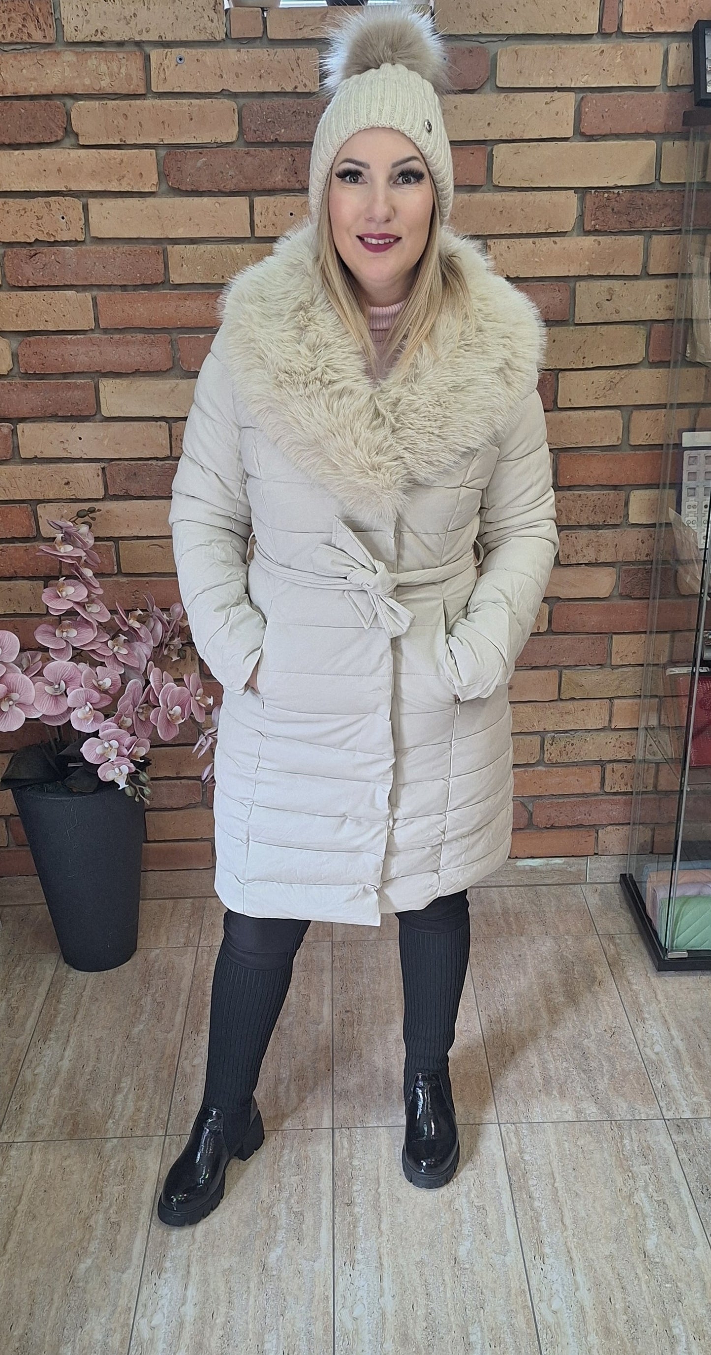 Szörmés megköthető kabát