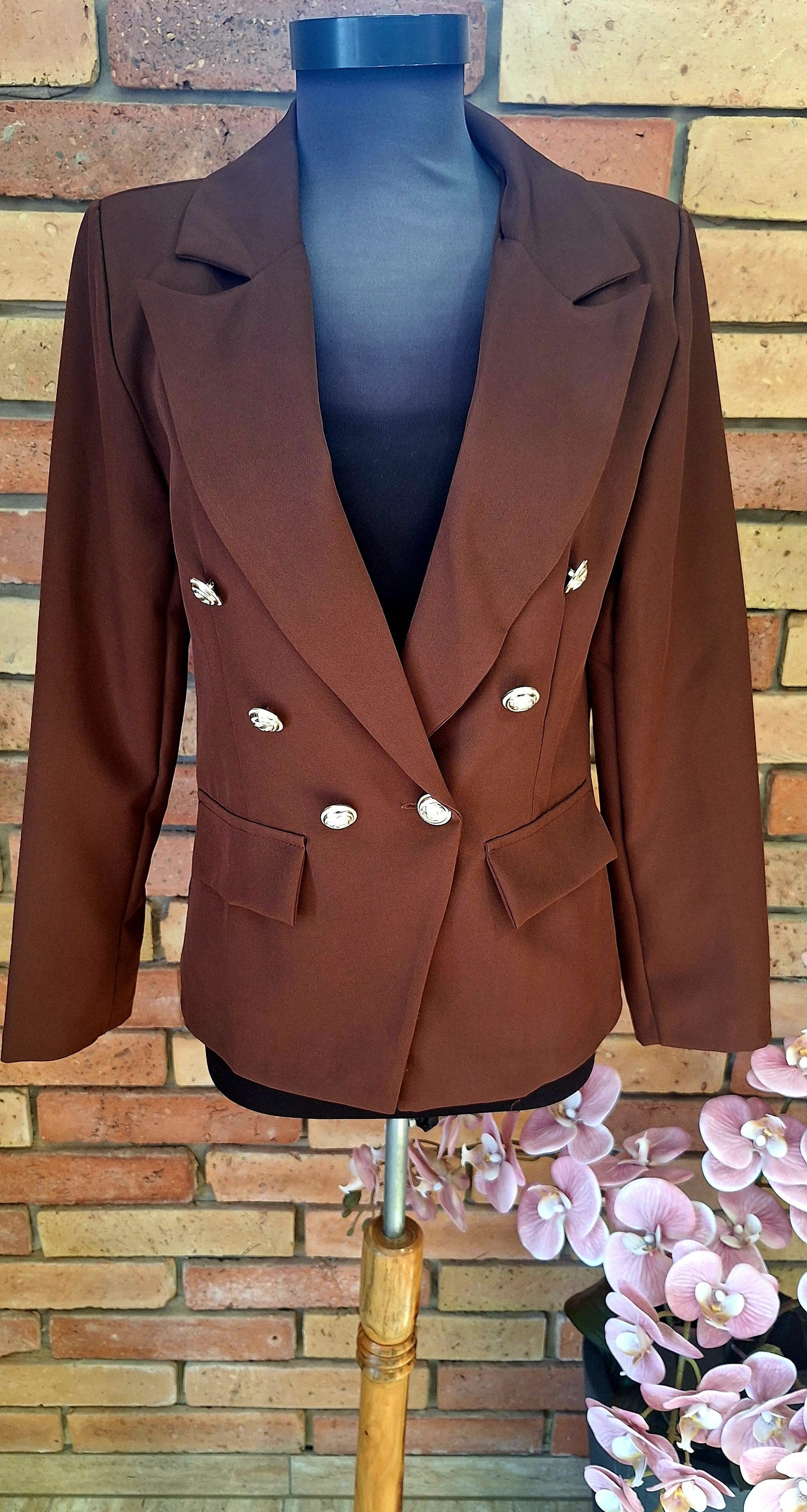 Arany gombos blézer (méretes)