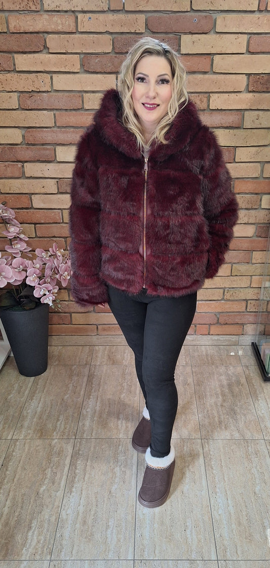 Rövid derekú bunda