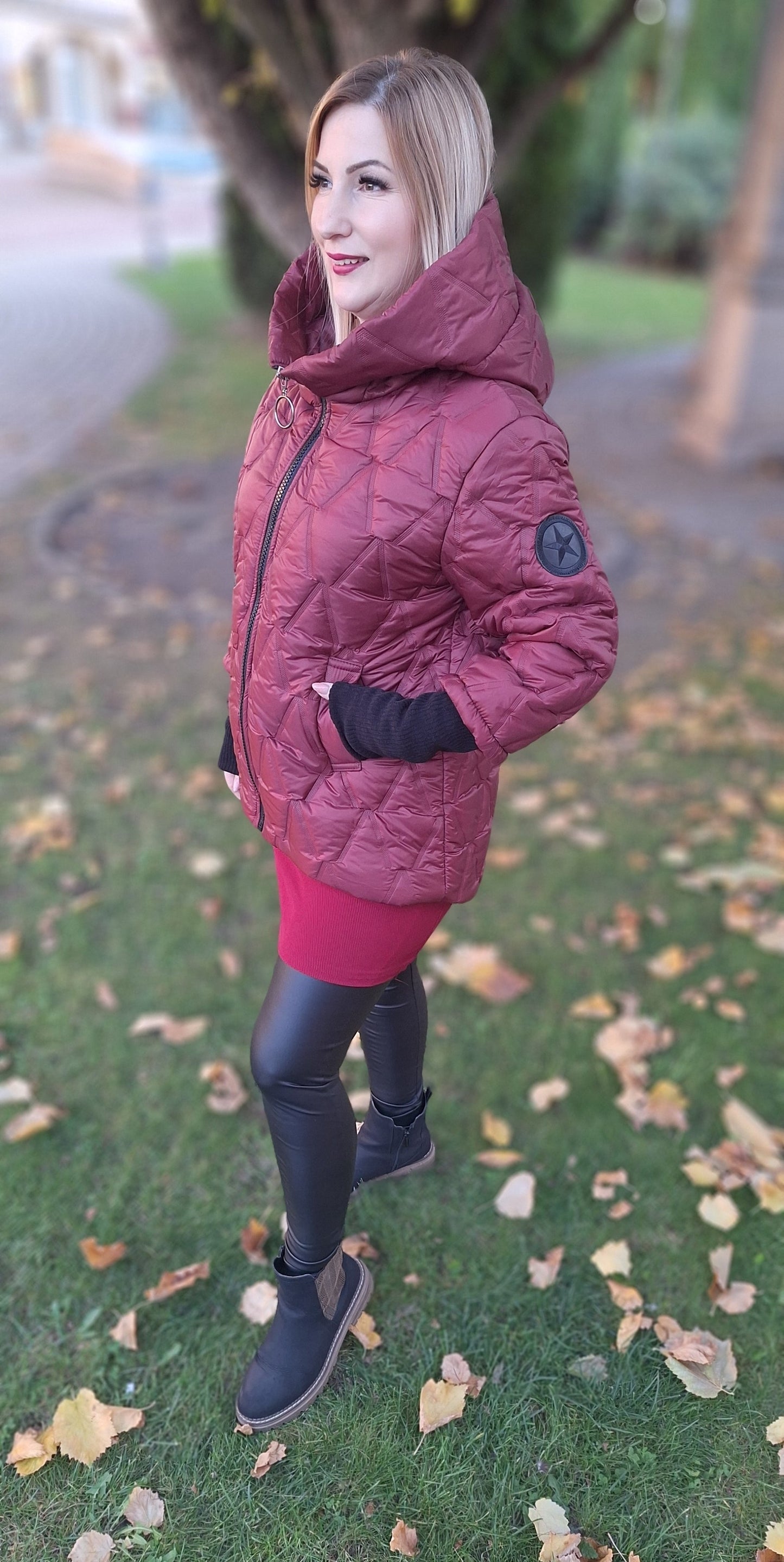 Rövid,passzés ujjú dzseki