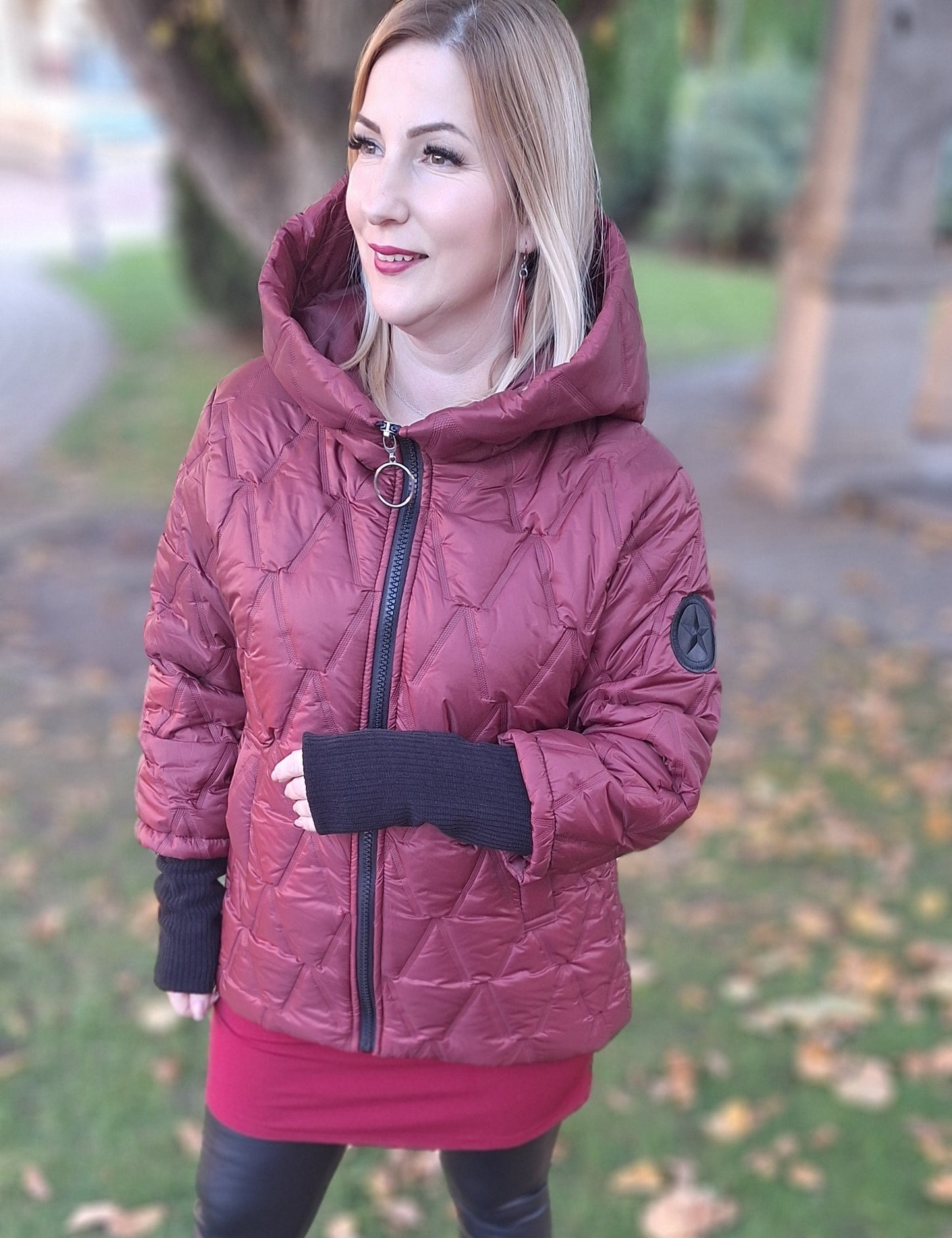 Rövid,passzés ujjú dzseki