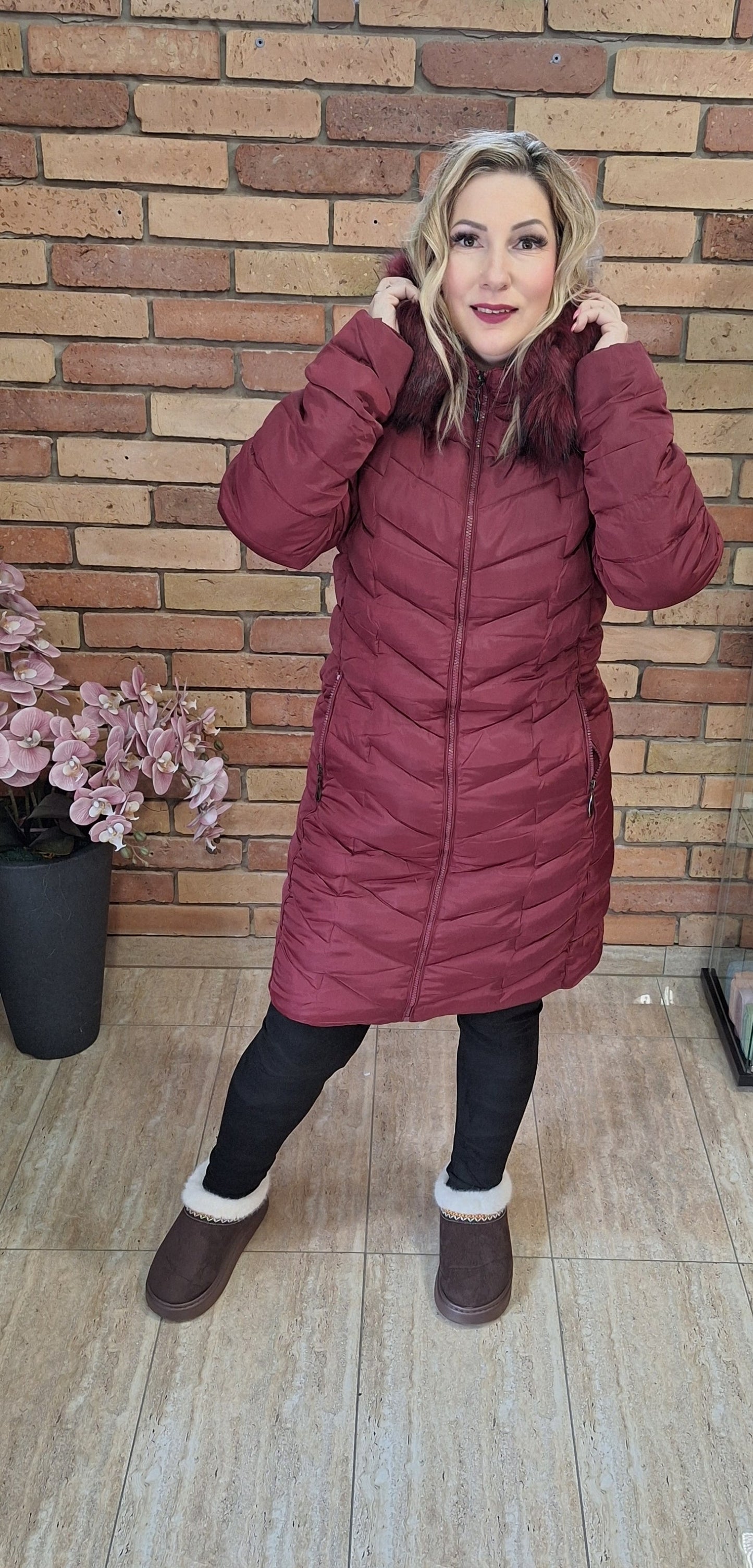 Bordó steppelt kabát