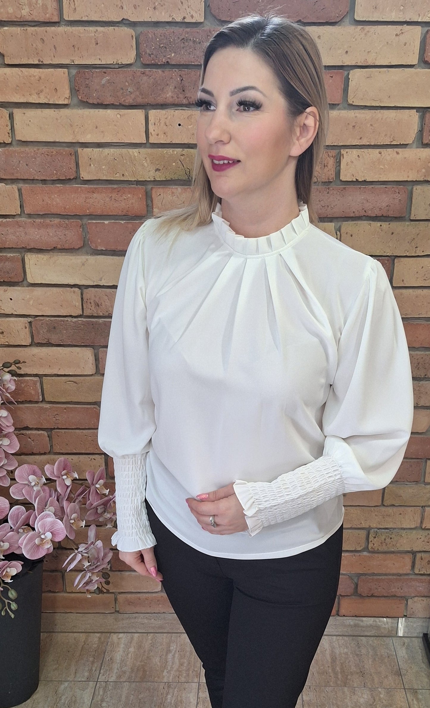 Passzés-gumis ujjú bluz