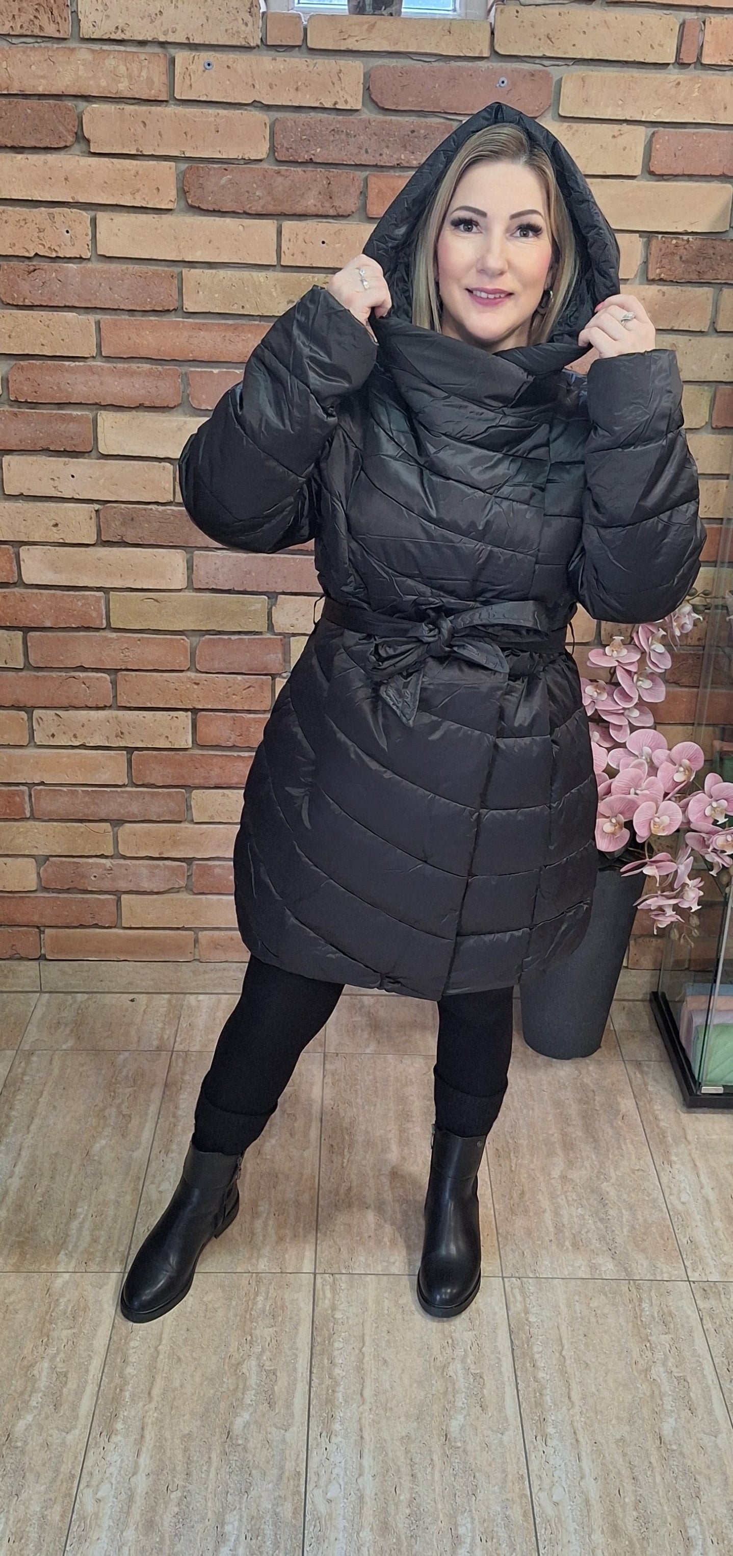 Steppelt fekete ,nagyméretű kabát (3XL-7XL)