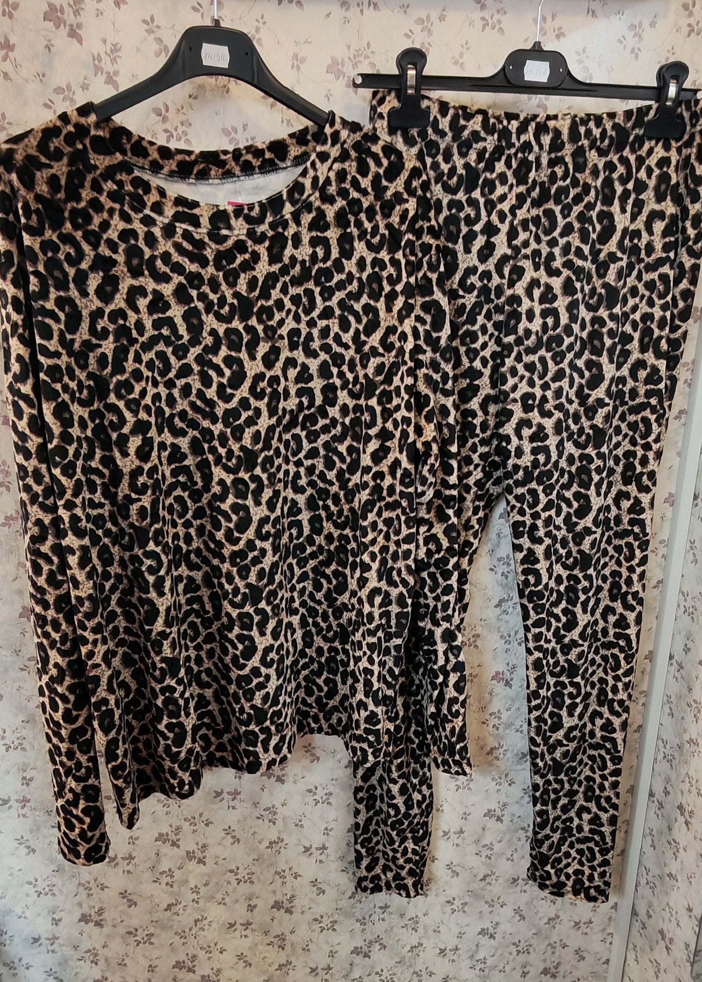 SAVANNA Nagy méretű plüss ocelot mintás szett