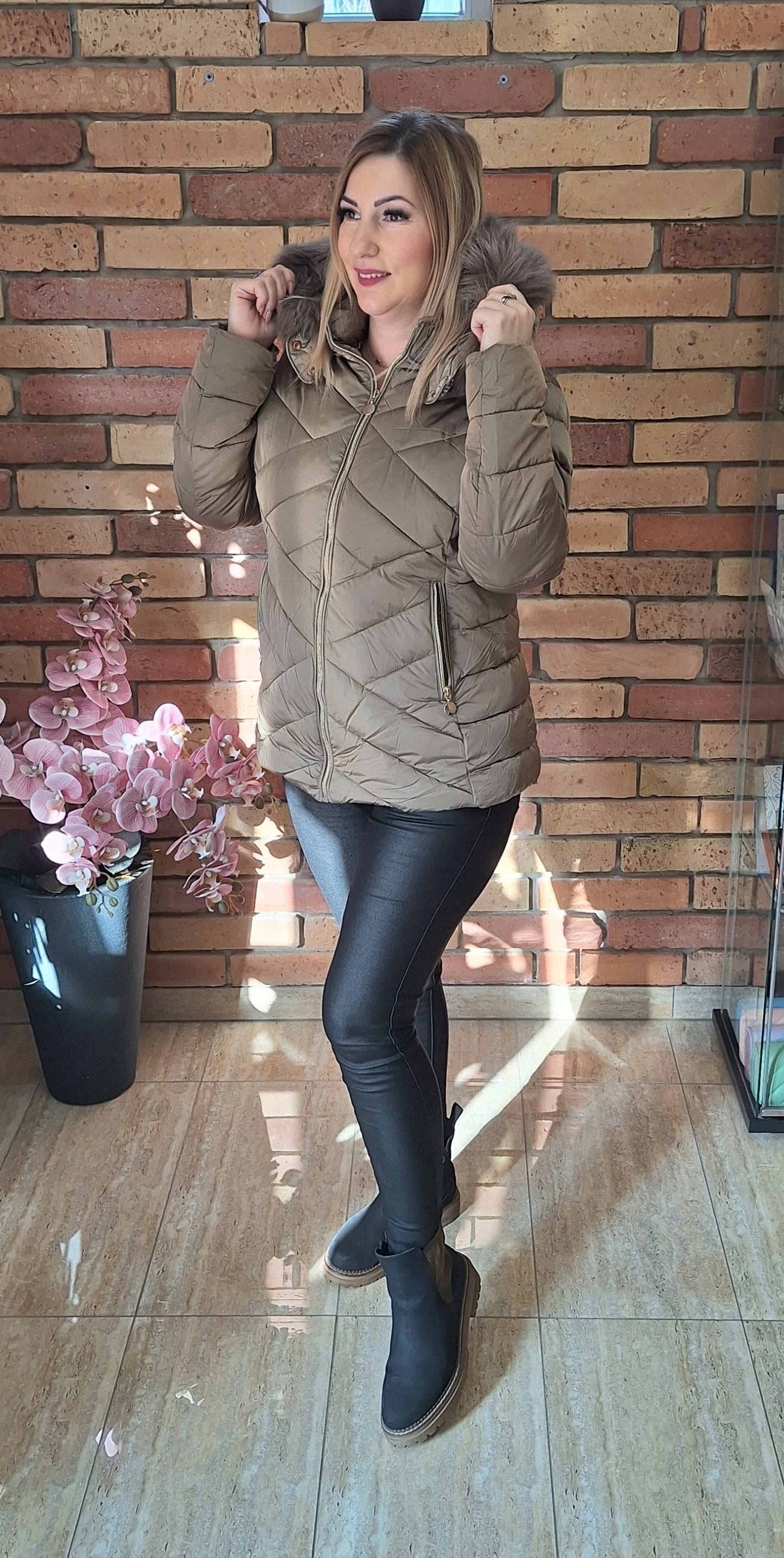 Karamell steppelt kabát