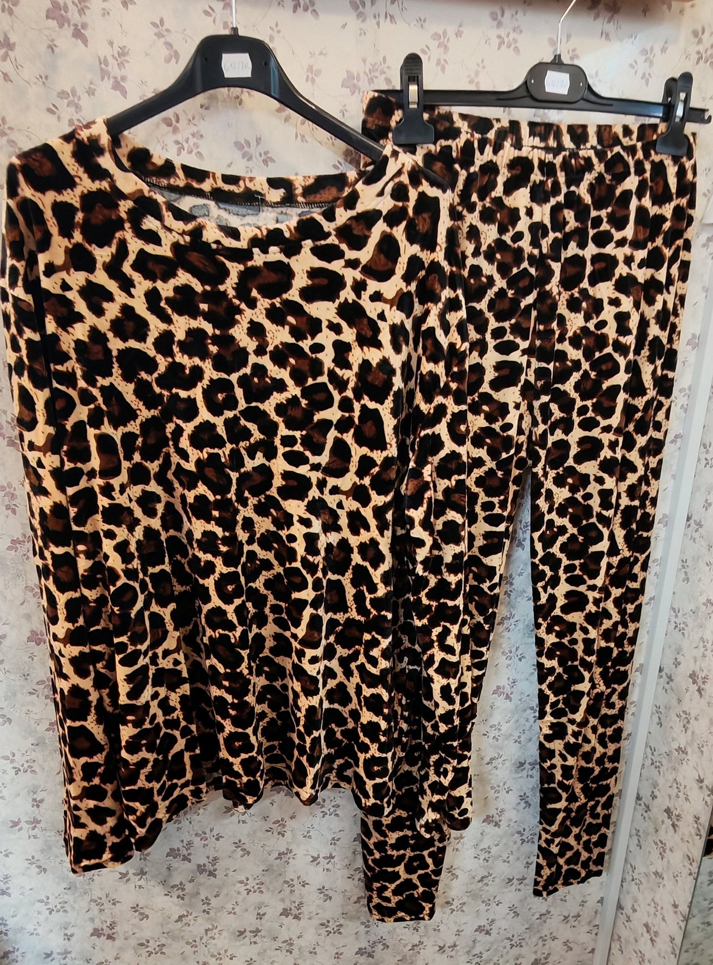 SAVANNA Nagy méretű plüss ocelot mintás szett