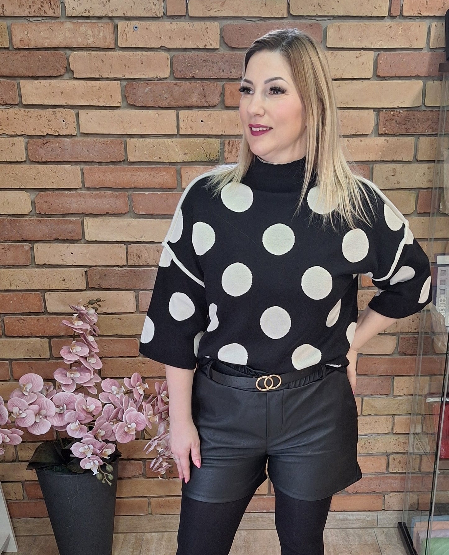 Extra puha pöttyös felső