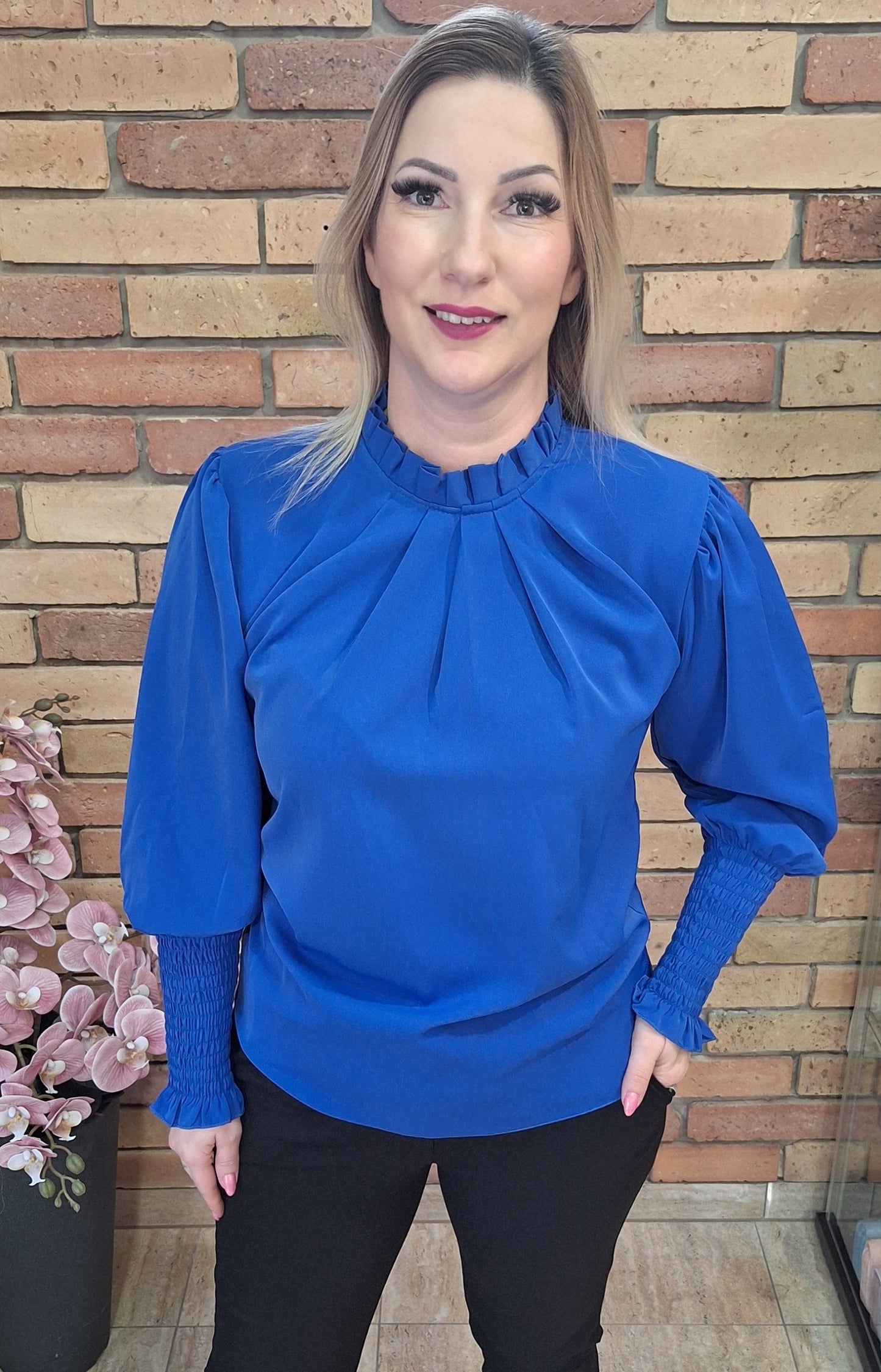 Passzés-gumis ujjú bluz