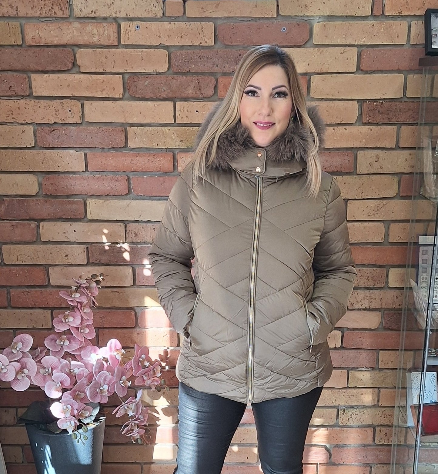 Karamell steppelt kabát